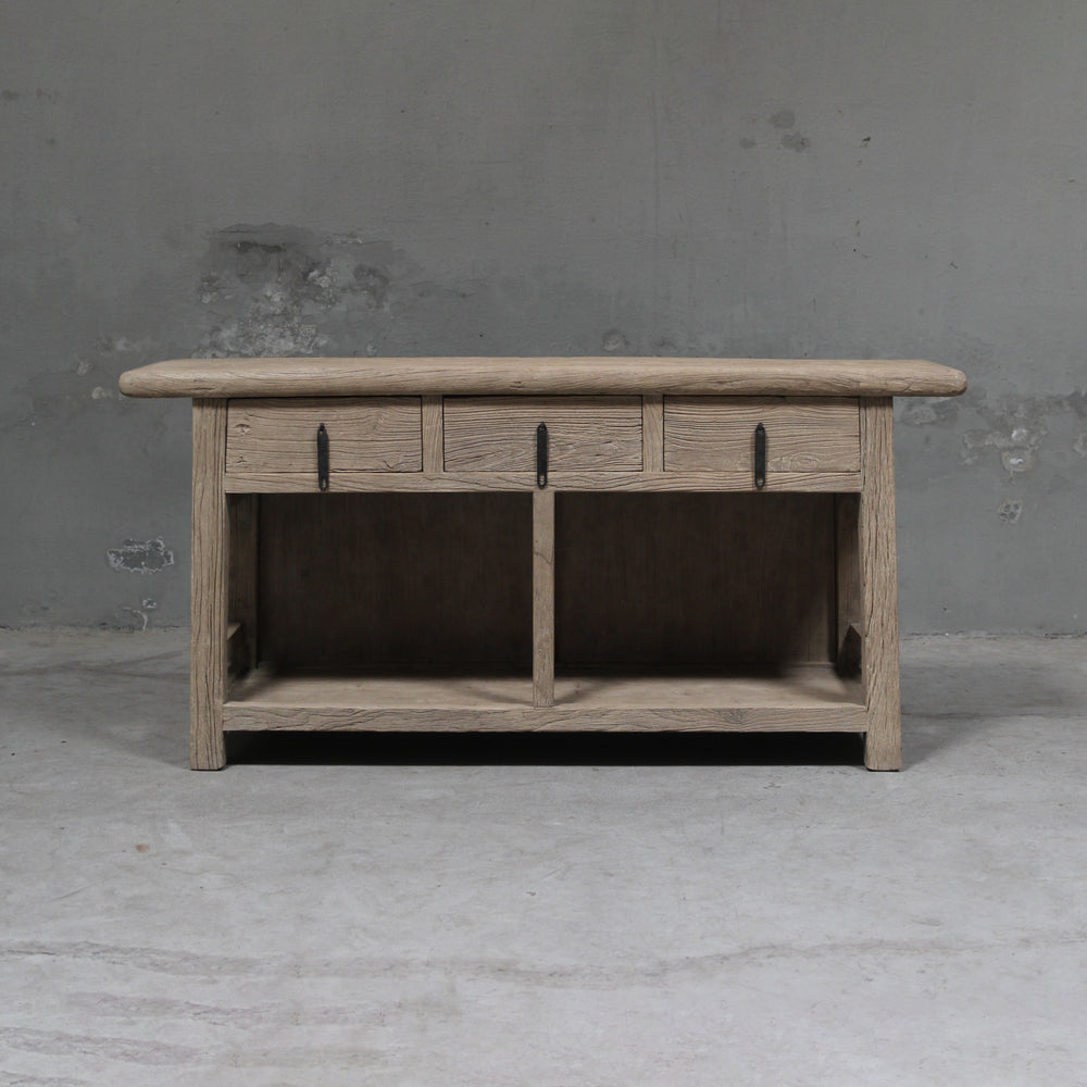 Vera Reclaimed shop counter