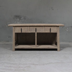 Vera Reclaimed shop counter