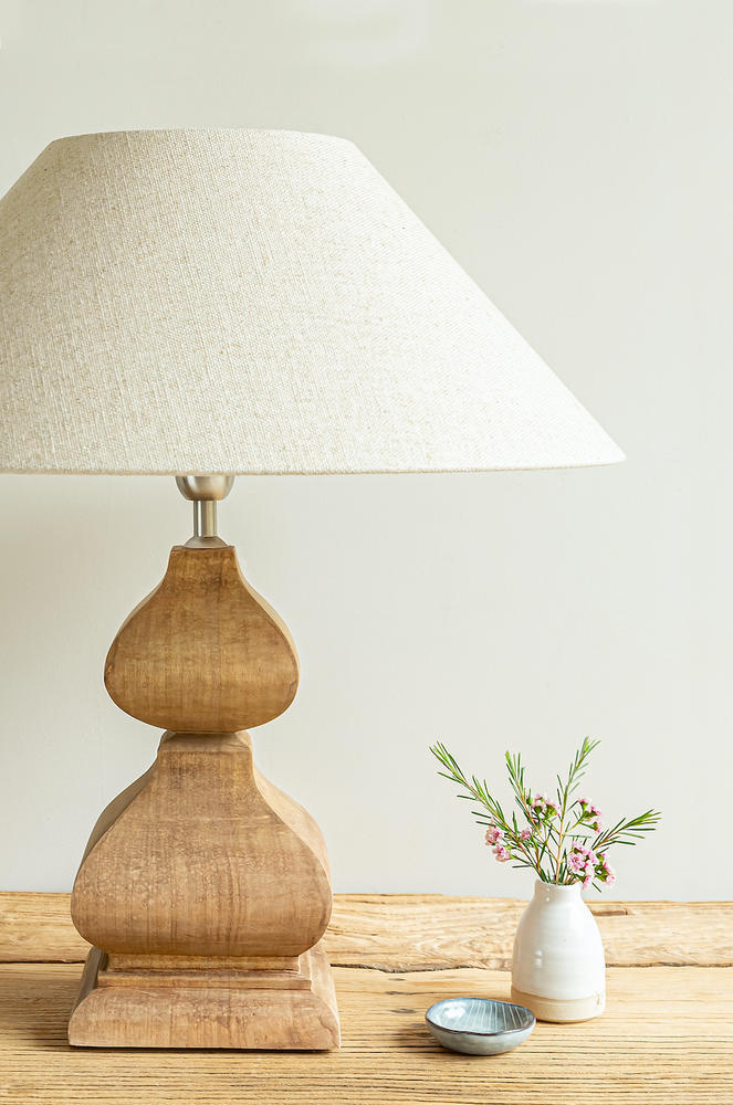 
                
                    Load image into Gallery viewer, Capella Table Lamp - Natural
                
            