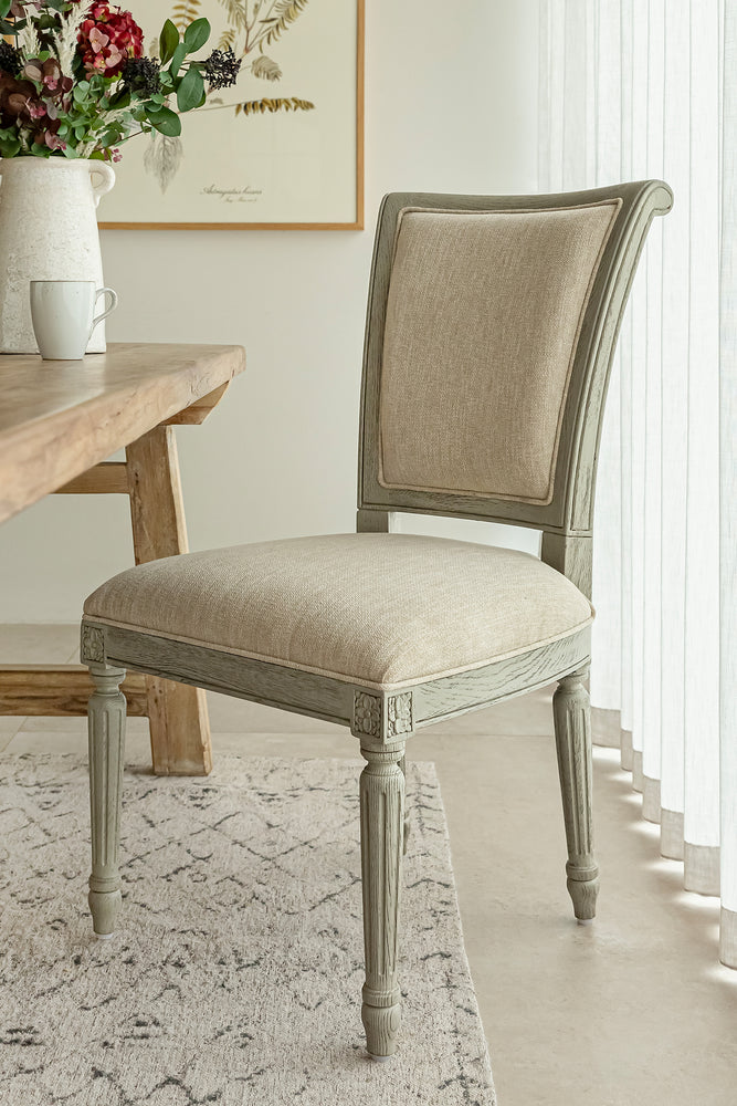 
                
                    Load image into Gallery viewer, Dordogne Dining Chair
                
            