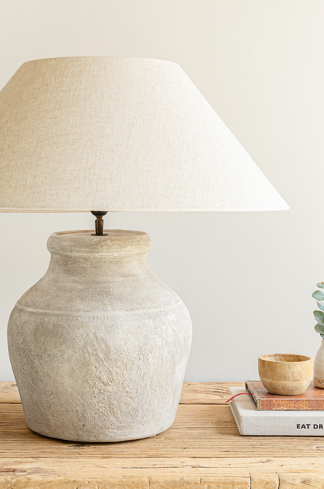 White vase lamp discount