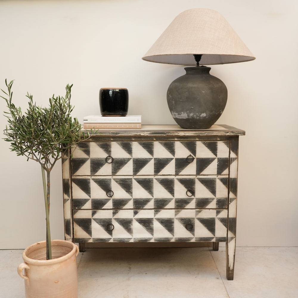 Noir Chest of Drawers