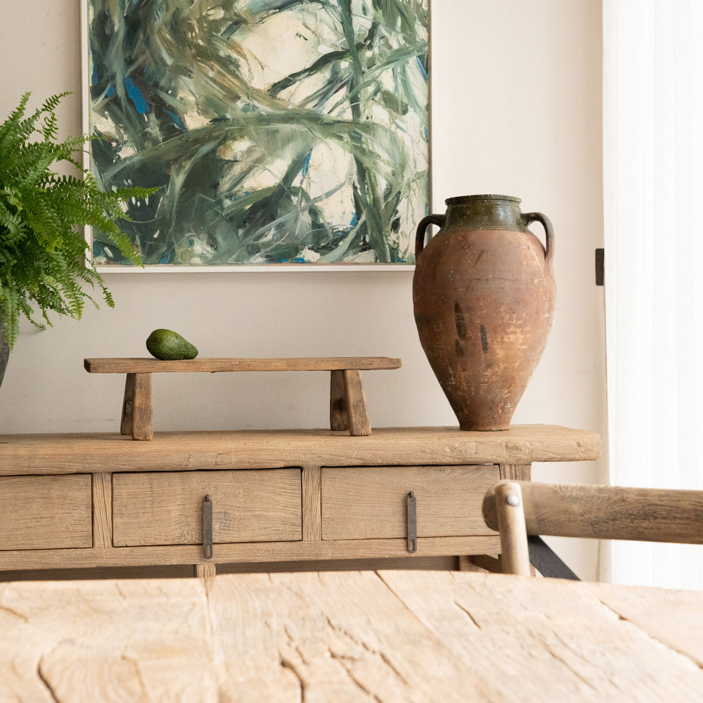 Roux Round Dining Table