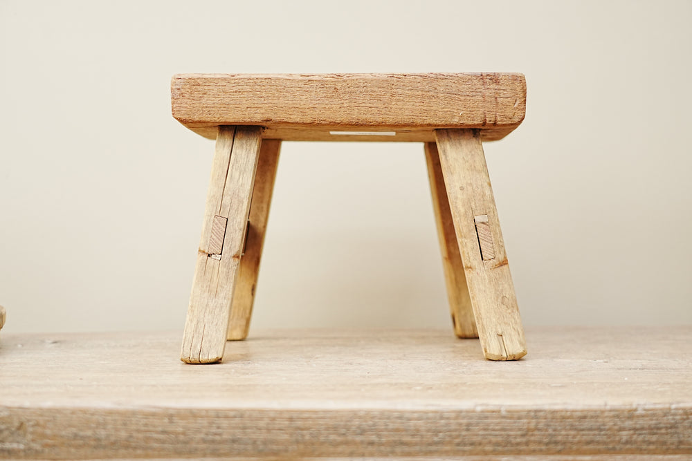 Sedum Vintage Wooden Stool