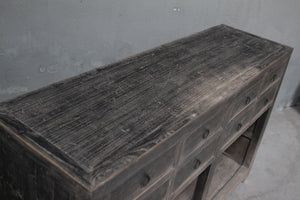 Dorothy Reclaimed Shop Counters