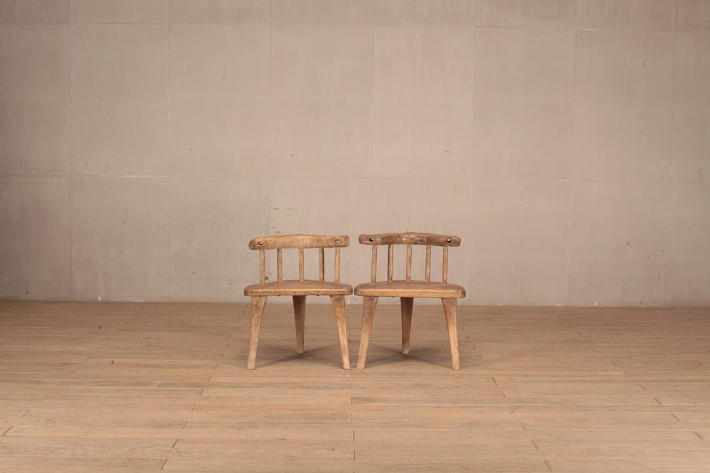 Clyde Antique Wooden Chair