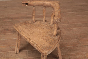 Colter Antique Wooden Chair