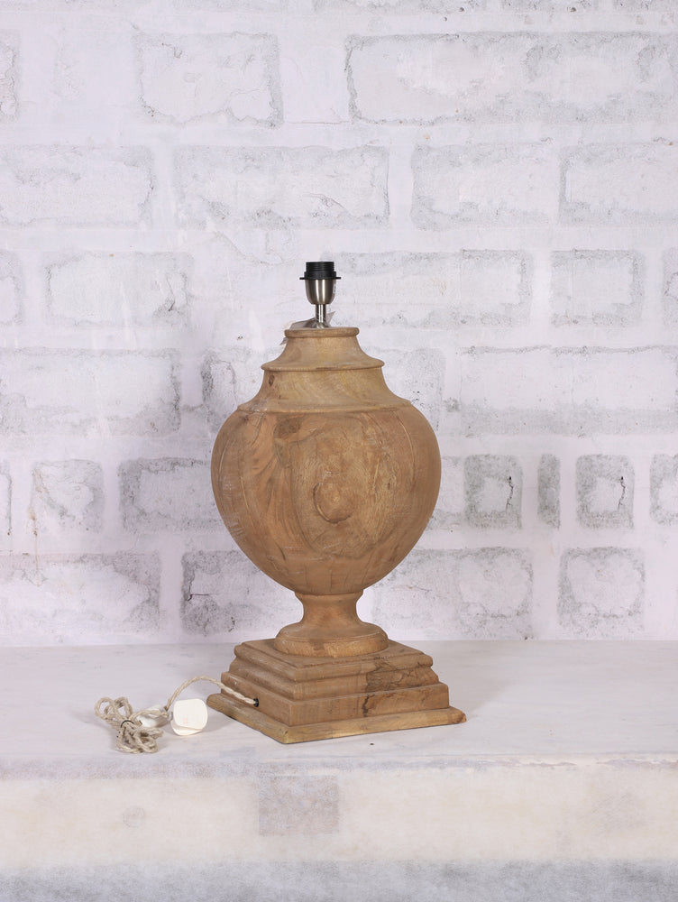 Borealis Large Table Lamp - Natural
