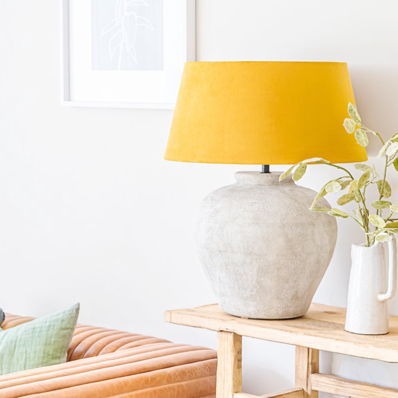 Figo Vase Lamp White/Ecru