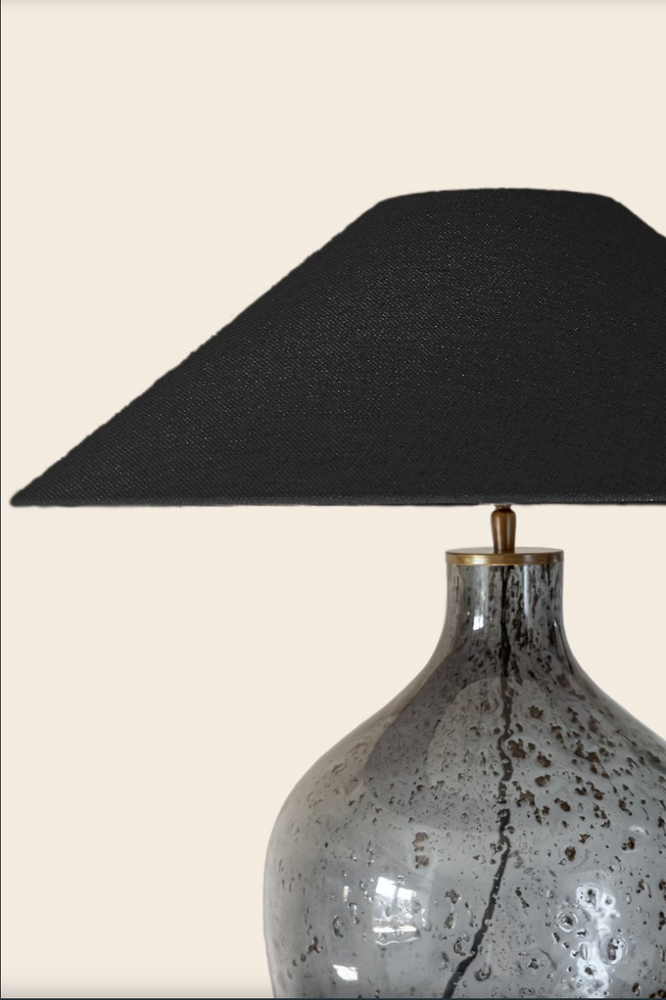 
                
                    Load image into Gallery viewer, Shade 16/58cm Black Linen
                
            
