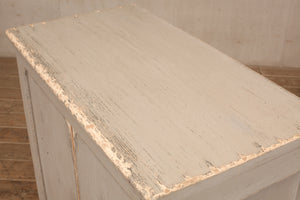 Teddy Distressed Bedside Table