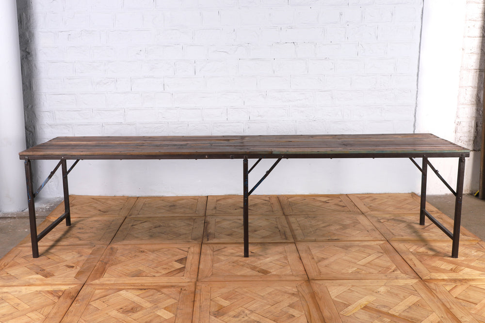 
                
                    Load image into Gallery viewer, Extra Long Iron Folding Table with Wooden Top - 302cm
                
            