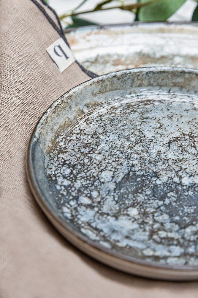 Dark Moon Walled plate 27cm (Click & Collect)